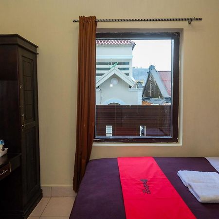 Reddoorz At Hotel Rich Parepare Near Pantai Mattirotasi Εξωτερικό φωτογραφία