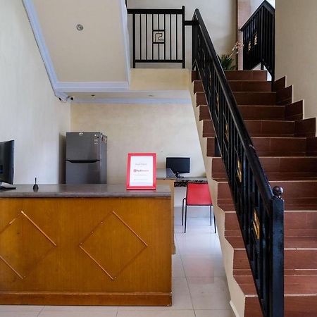 Reddoorz At Hotel Rich Parepare Near Pantai Mattirotasi Εξωτερικό φωτογραφία