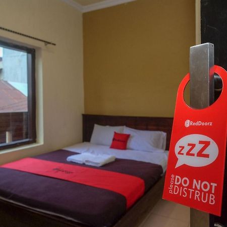 Reddoorz At Hotel Rich Parepare Near Pantai Mattirotasi Εξωτερικό φωτογραφία