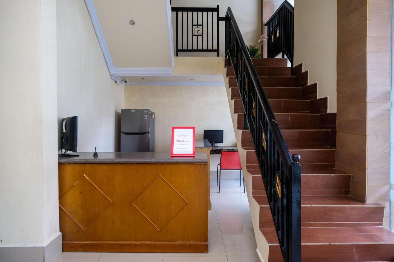 Reddoorz At Hotel Rich Parepare Near Pantai Mattirotasi Εξωτερικό φωτογραφία