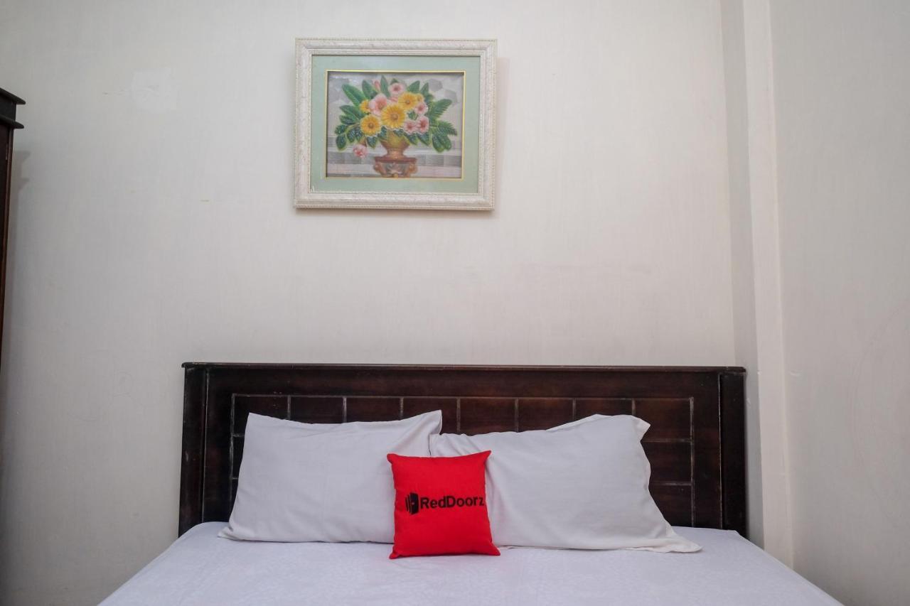 Reddoorz At Hotel Rich Parepare Near Pantai Mattirotasi Εξωτερικό φωτογραφία